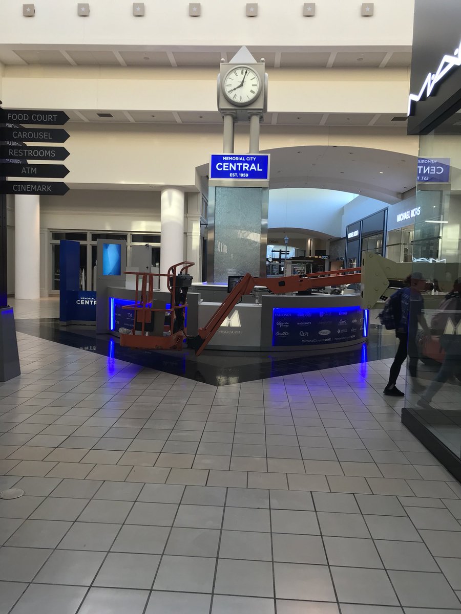michaelbeck's tweet photo. Well the good news from ortho doc last week on my left knee pain-no arthritis I have the knees of a 30 year old he said.... but with a meniscus bruise -so after a week of exercises he gave me -tried a 1 mile walk in mall-just a little sore @Radioblogger @hughhewitt #littleatatime https://t.co/LsqPpVDnRG