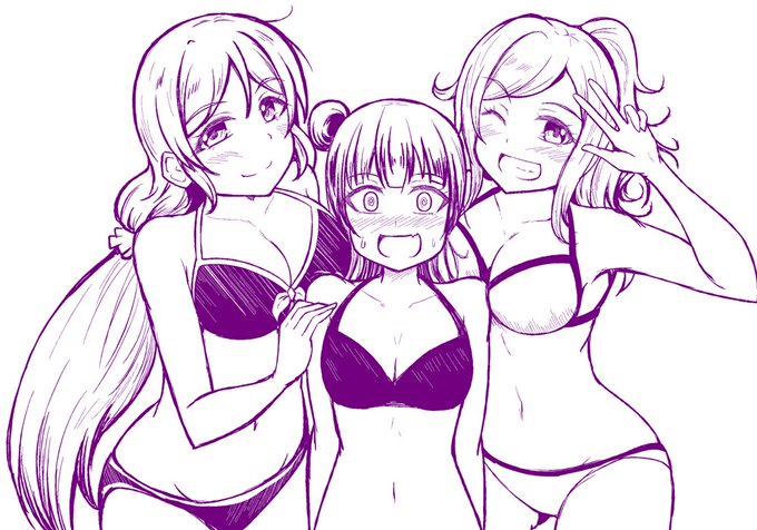 希と愛に挟まれ善子 