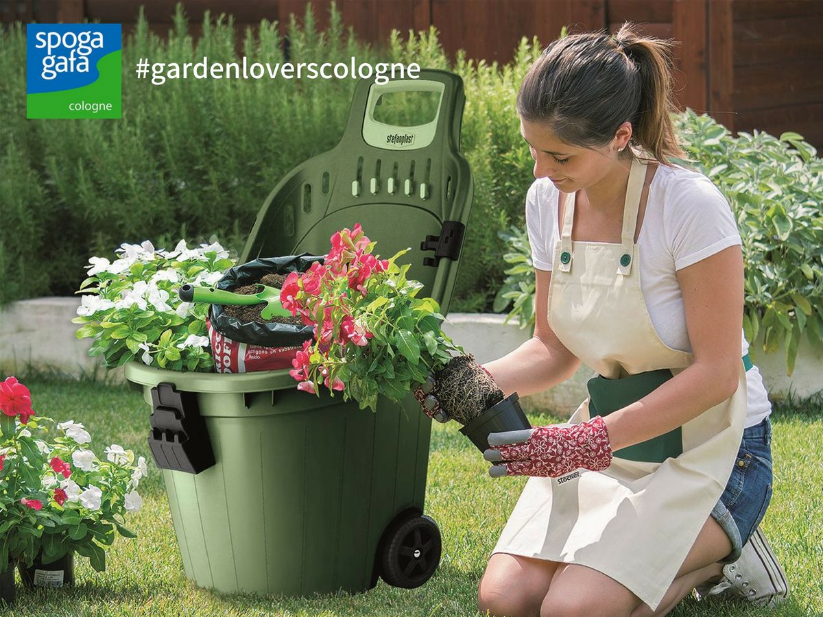 It’s #gardenloverscologne time again! 🎉 Here's our opener for 2018: "Stefanplast Helpy Cart is practical, sturdy and handy. It's the best solution to make any gardening activity simple and pleasant." - Thomas Schorr, International Sales Director at <a href="/stefanplast/">stefanplast</a>