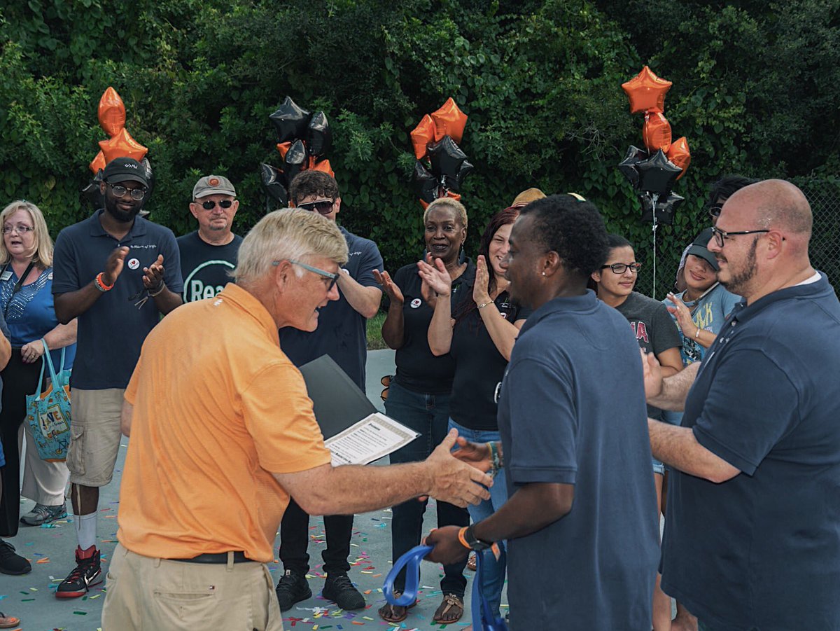 reachcitychurch's tweet photo. August 4th will forever be Reflections’ Basketball Court Day! The dedication of this court was made possible with the help of the Seeds mentor program, and the love &amp; support of River of Life to this community. We love our city! https://t.co/EykMFQ8rcv