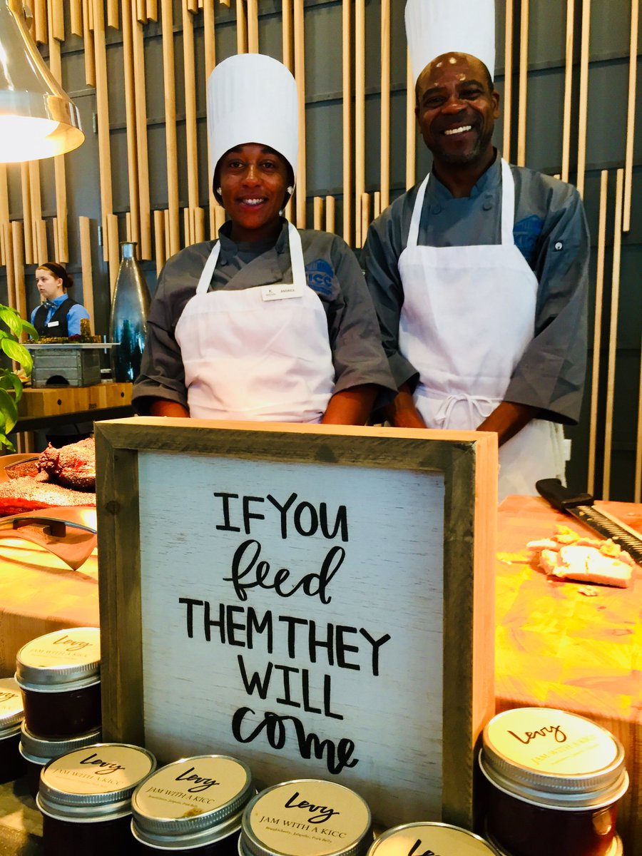 LevyRestaurants's tweet photo. #TBT to the Grand Re-Opening of @KYConvention on Monday. We had a blast serving everything from house-smoked pork belly and homemade sweet potato biscuits to carne asada tacos with tomatillo salsa to the 1,200 guests from the
#Louisville community. #LevyCC https://t.co/jdhoyXIPFS