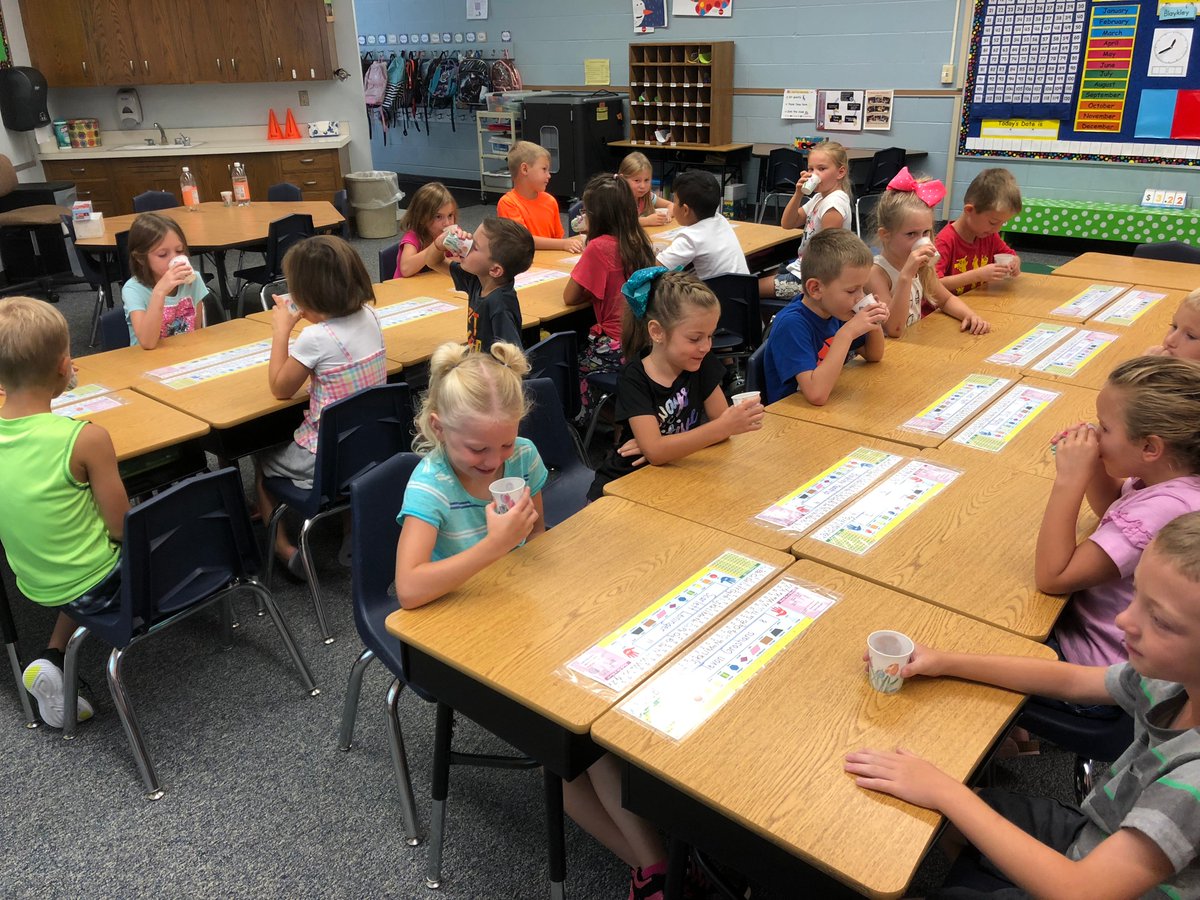 First day jitters?!  Not in 1st grade!  #AESHuskies #aurorahuskies
