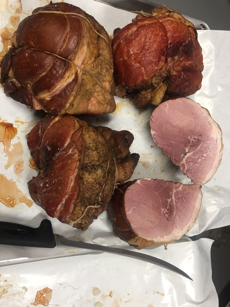 KitchenSnaps's tweet photo. Castle Island #Smokehouse AppleWood Smoked #Ham. All done by hand. Beautiful. 😱😍 #NJ #Artisanal #Local  #Delicious 🐖 https://t.co/LhsjFXu39M