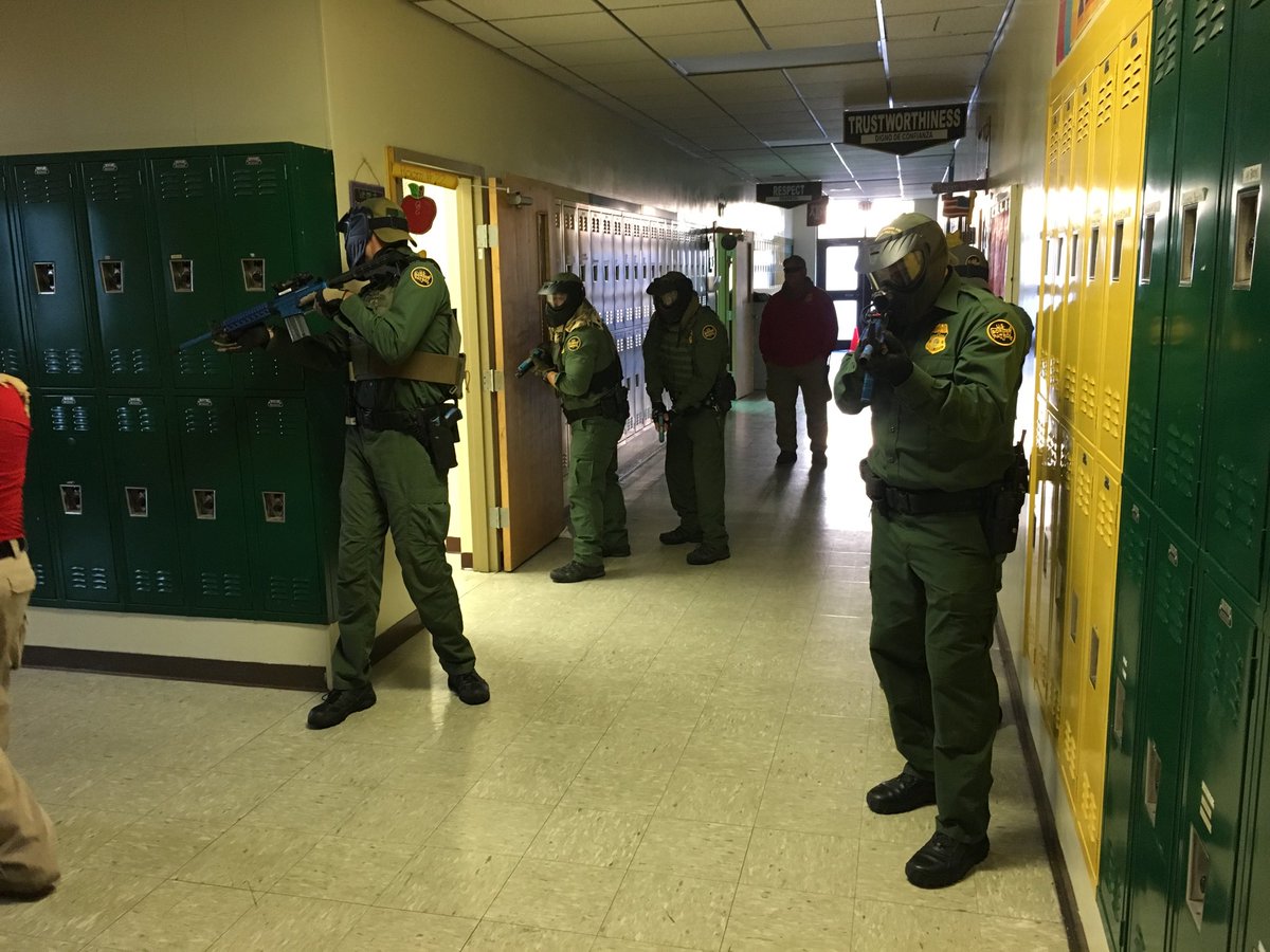 lcisd_pd's tweet photo. Active shooter training with Federal partners https://t.co/OiXTZbb4S7