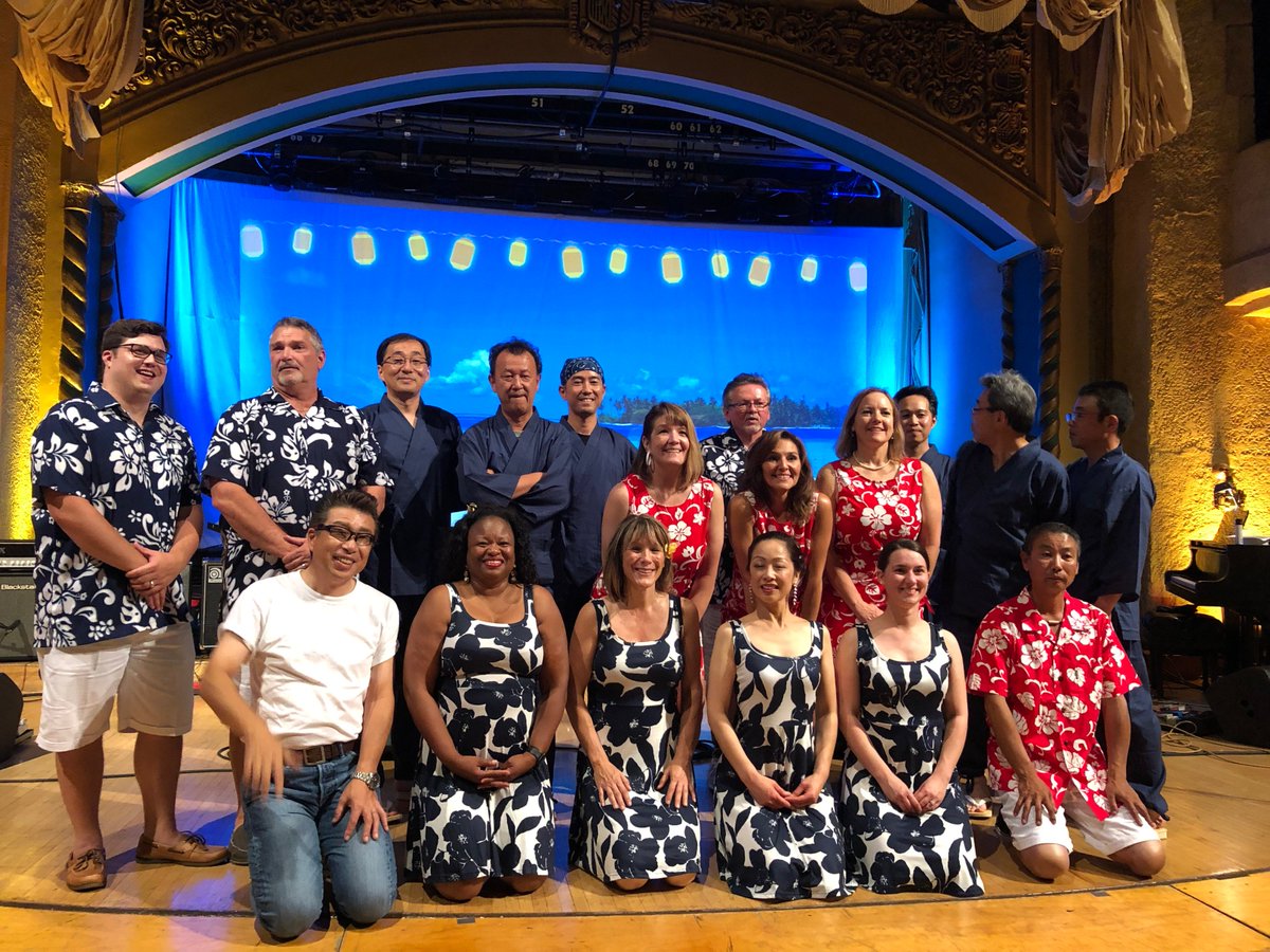 KeihinNA's tweet photo. KNA's Blue Ocean Squad wants to extend a huge thank you to @JapanIndiana for the opportunity to perform at the #JASIGala last night.  It was a fabulous event and we were proud to be part of it! https://t.co/8cqk9P4oD6