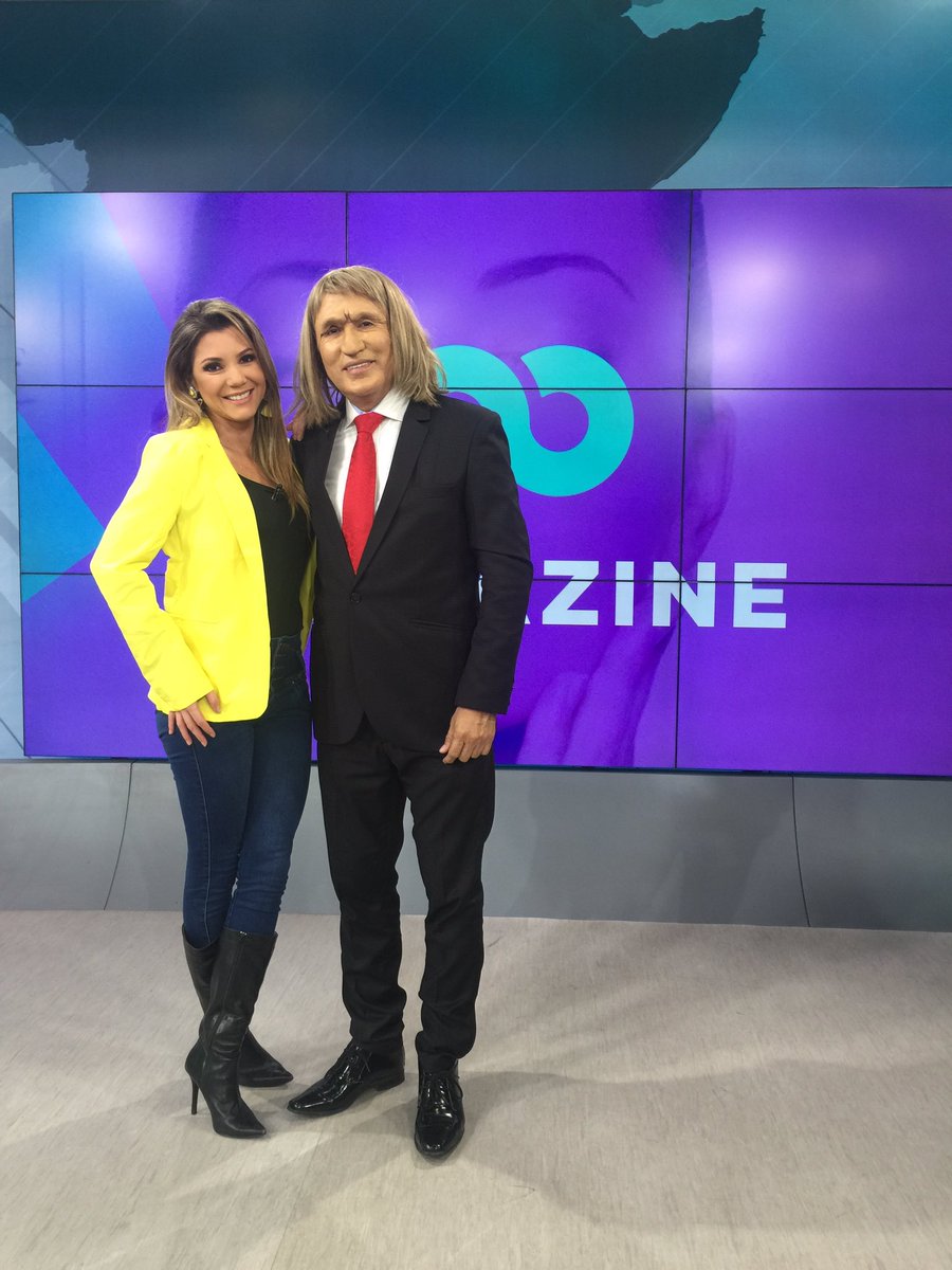 FernandoArmasCa's tweet photo. Mi flaca linda @alexandrahorler gusto de verte siempre, #acomerrrr๐๐ https://t.co/kvkRPNNrNU