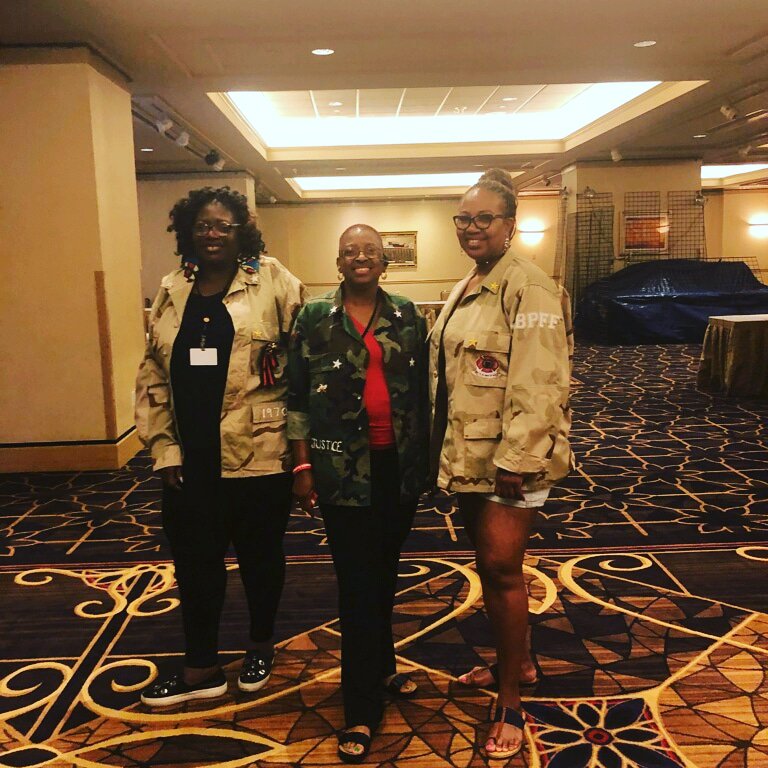 Pfacharities's tweet photo. Diva's from the Southeast Region of the #IABPFF 2018 IABPFF Fire Conference... #PFACharities #gearedupforfire #GameChangers #Miami #community #support #family #Broward #GivingBackIsWhereItsAt #Firefighters #Brotherhood #Sisterhood #ProudToServe #iabpffconvention https://t.co/4LXYoHLrZ8