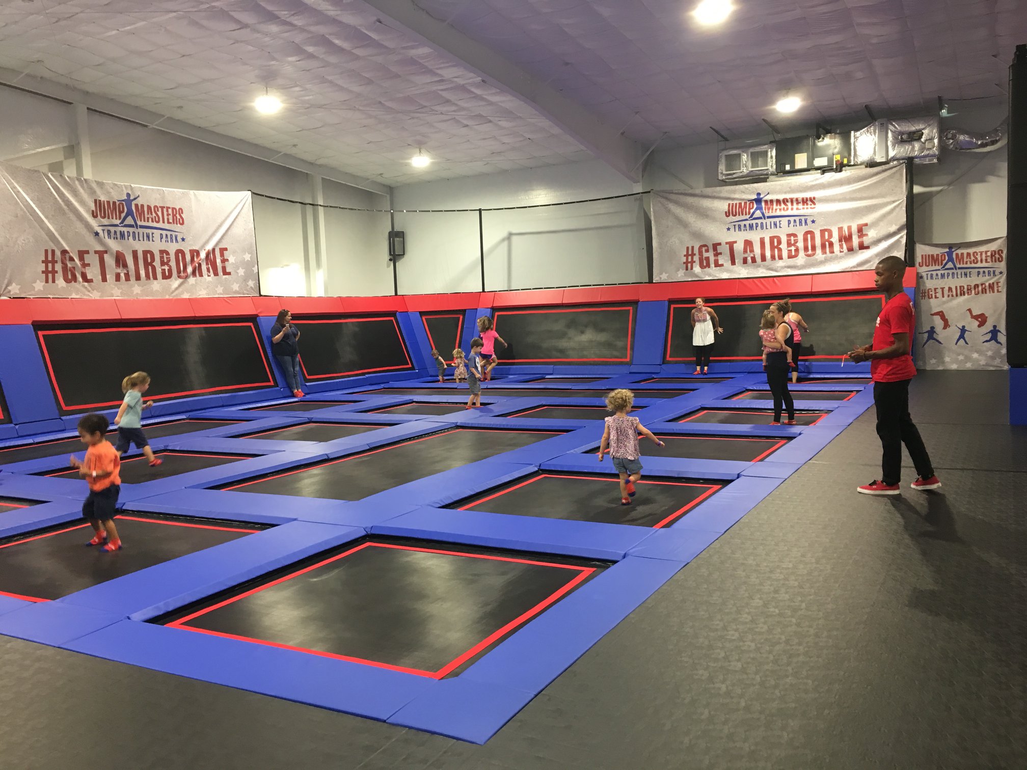 kost samarbejde næse Best American Trampoline Parks on Twitter: "Jumpmasters Trampoline Park  shares the details of their first month of operations with the Outer Banks  Voice. Learn what the owners of Jumpmasters achieved and how