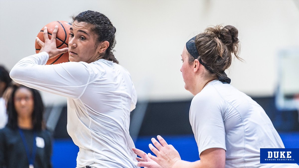 DukeWBB's tweet photo. Sofiaβs summer has been busyβΌοΈ
Graduate from @DukeU
Start school @DukeFuqua
Make Puerto Rican National Team
Put in work with the squad
ππ΅πππ΅π·πͺπ°
Q&A π² https://t.co/4E2X8m9K7P https://t.co/u7Yy9ly7Pg