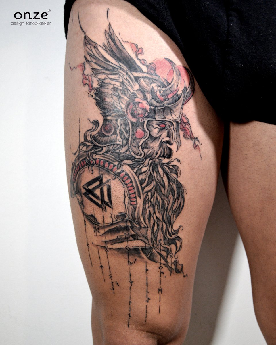 EstudioOnze's tweet photo. Viking em trabalho de linhas | Lining work Viking.
Por/by @mslmartins11 
#estudio_onze #tbt #tattoos #tattrx #equilattera #sketchtattoo #farotattoo #tattooart #inkedmag #viking #vikingtattoo #blackpower #warriortattoo #blacktattoos #tttism #algarve #portugal #picoftheday https://t.co/L3vrstN09l