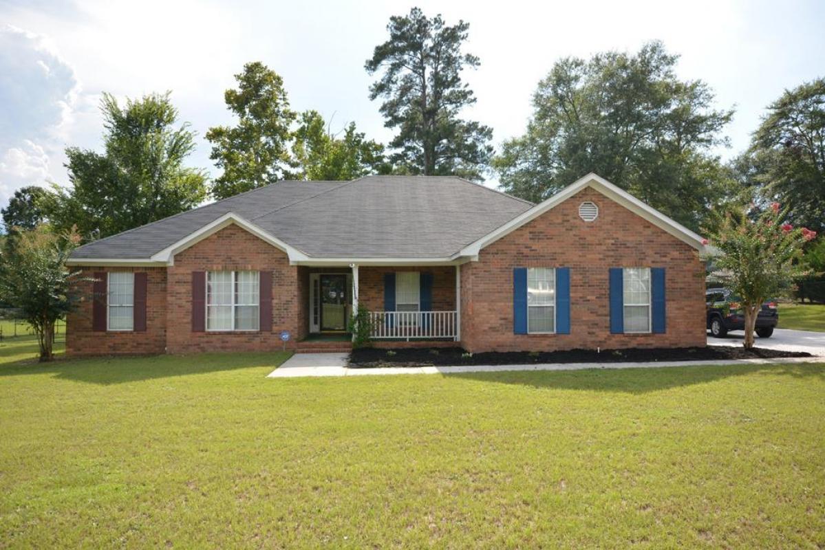 BHGAugusta's tweet image. Check out our newest listing in #Hephzibah! Tell us what you think!  #realestate tour.circlepix.com/home/QB6R3Z