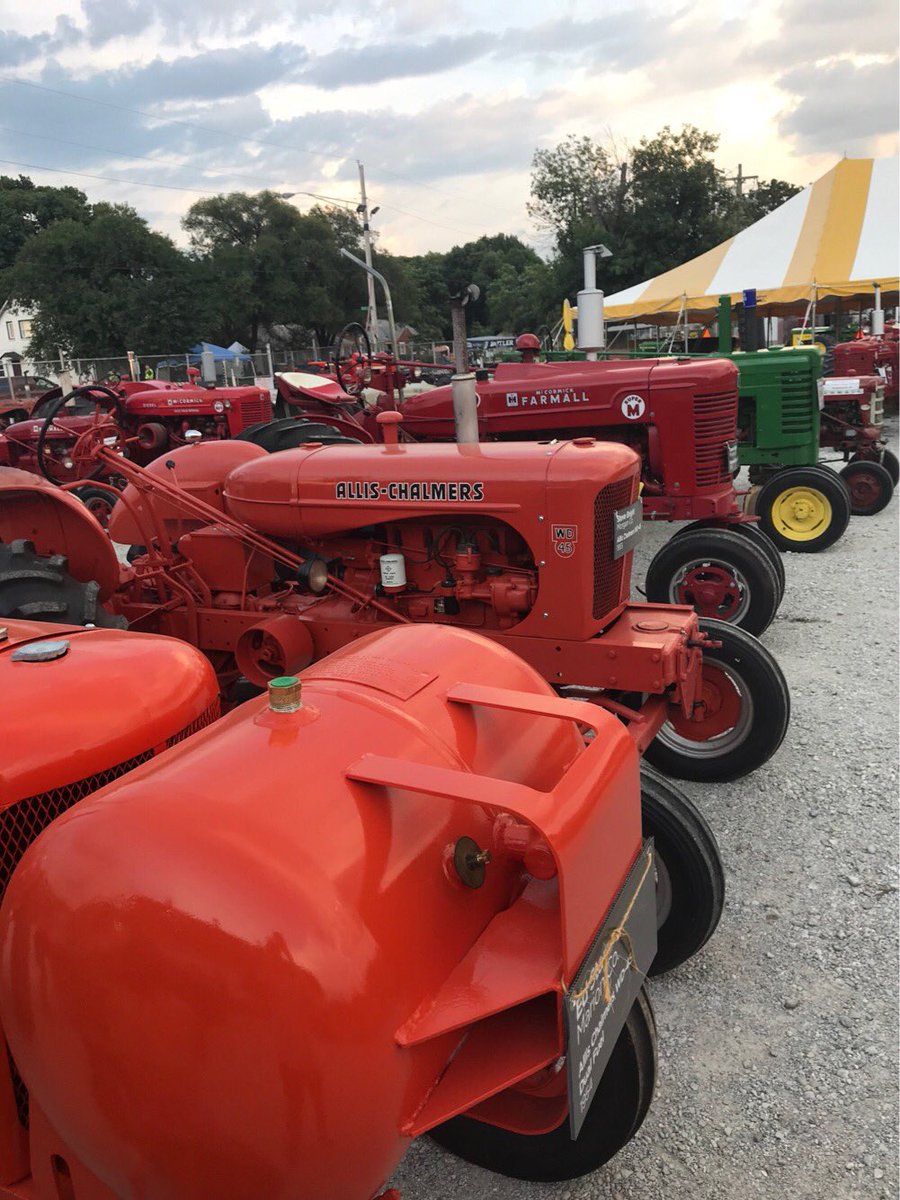 NCHSLIVE's tweet photo. Check out our new stories on the State Fair and Lollapalooza https://t.co/eFef0Fab1Q https://t.co/K498IB5fTS