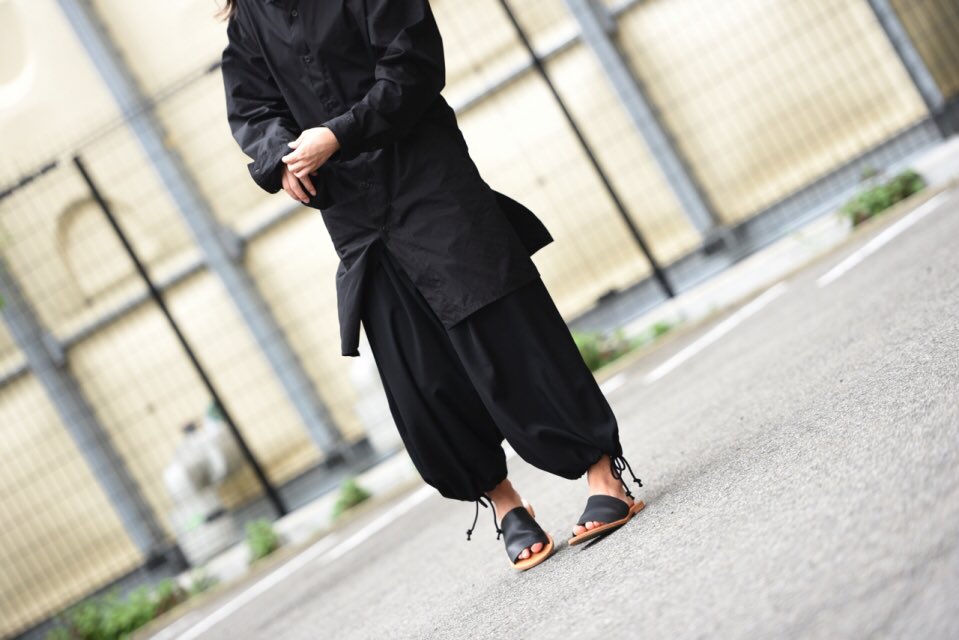 再再再..販 ヨウジヤマモト シワギャババルーンパンツ - 通販