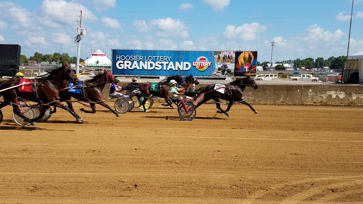 INStandardbred's tweet photo. We are off and racing!! #ISFC18 Consolations are going now at the #IndianaStateFair. #HoosierHorsepower #harnessracing Jay Cross &amp; La Fogata take the 2-Year-Old Filly Pace #INDsired https://t.co/KWzgJeEdmy