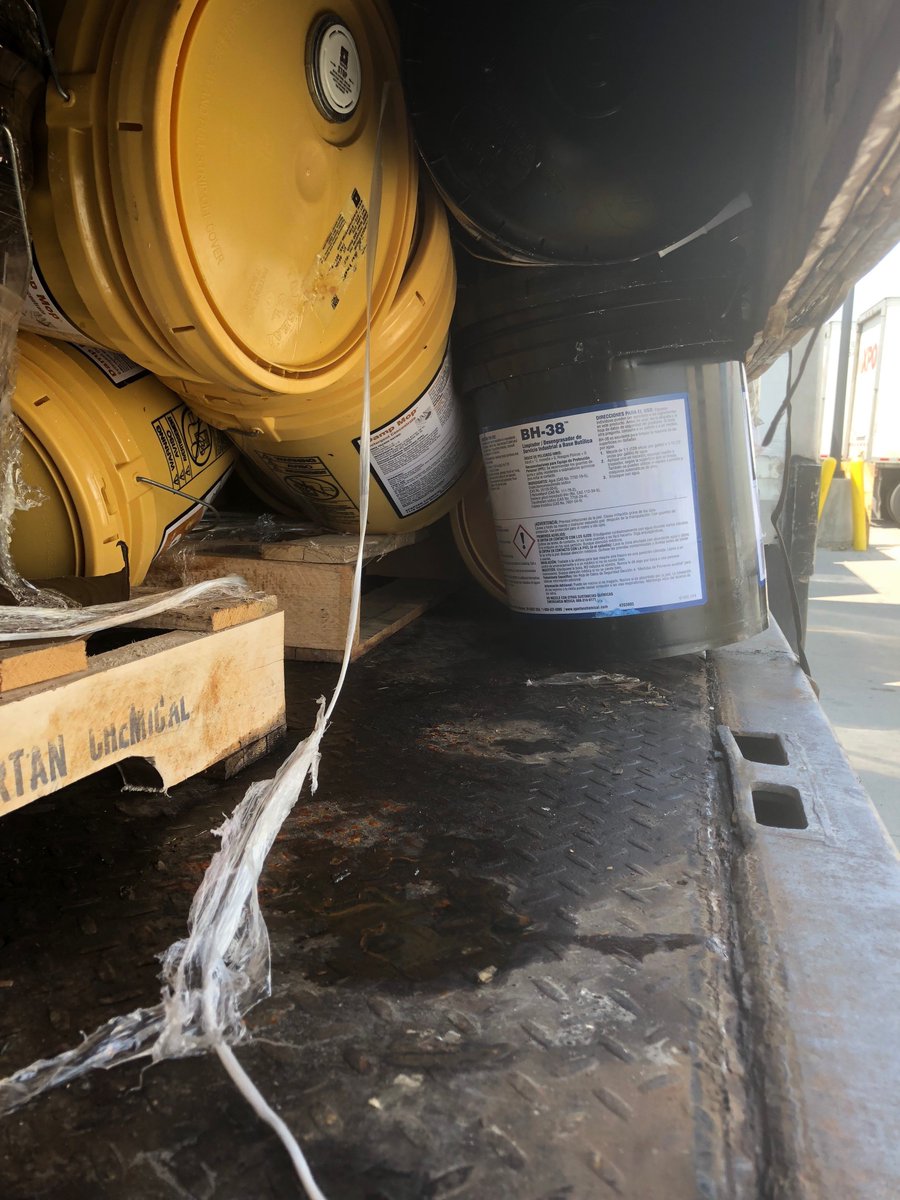 JobsH2o's tweet photo. When chemicals on a shifted load require properly trained professionals with the proper PPE you can count on H2O to get the job done right!! Way to go SLC team!! #hazmatlife #ppe #slc https://t.co/lImyrkza2Y