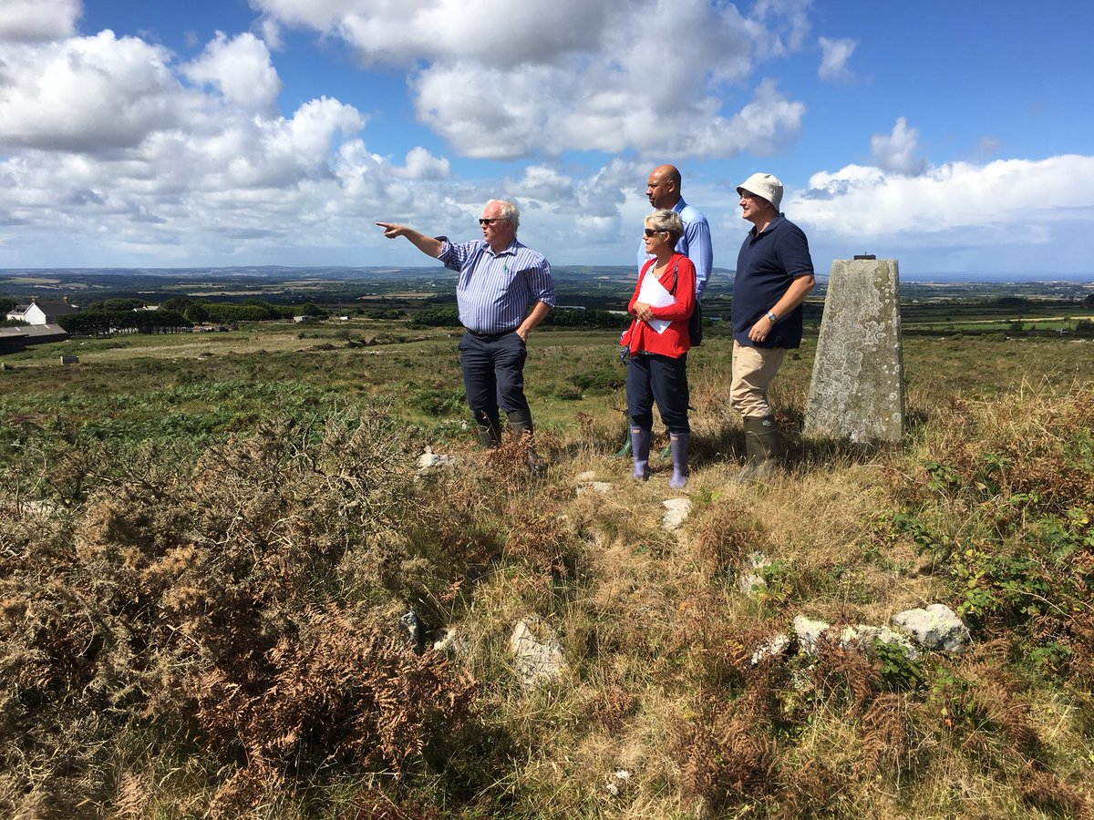 @EnvAgencySW - Great day out in the Cober with our board member Karen Burrows & our partners @CwallWildlife #upstreamthinking team, @CornwallCollege & Cornwall Catchment Partnership. The whole catchment approach here  benefits water quality, biodiversity and farmers. Thank you!