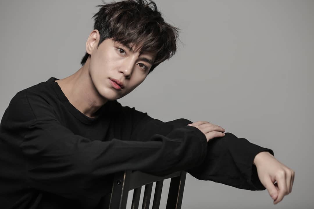 BoysRepTrans's tweet photo. 180808 || suwoong_95 IG update

The stage practie will start tomorrow in Japan! 
Please look forward to it~~
I'll go to Japan to practice for the play tomorrow ~
-
#소년공화국 #boysrepublic #SUWOONG https://t.co/35biw3670g
