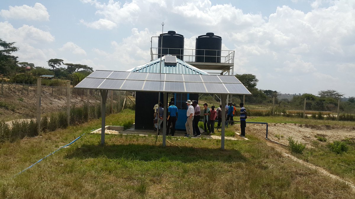 min_waterUg's tweet photo. #MWEworks: @min_waterUg Officials together with @adaptationfund team, local leaders and community members inspecting the Kinoni valley tank site in Mubende district. @alfayole @Parliament_Ug @MosesWatasa @UgandaMediaCent @MAAIF_Uganda @FAO @wakojoel @kyobesarah @Env_Alert https://t.co/rA686oSdNt
