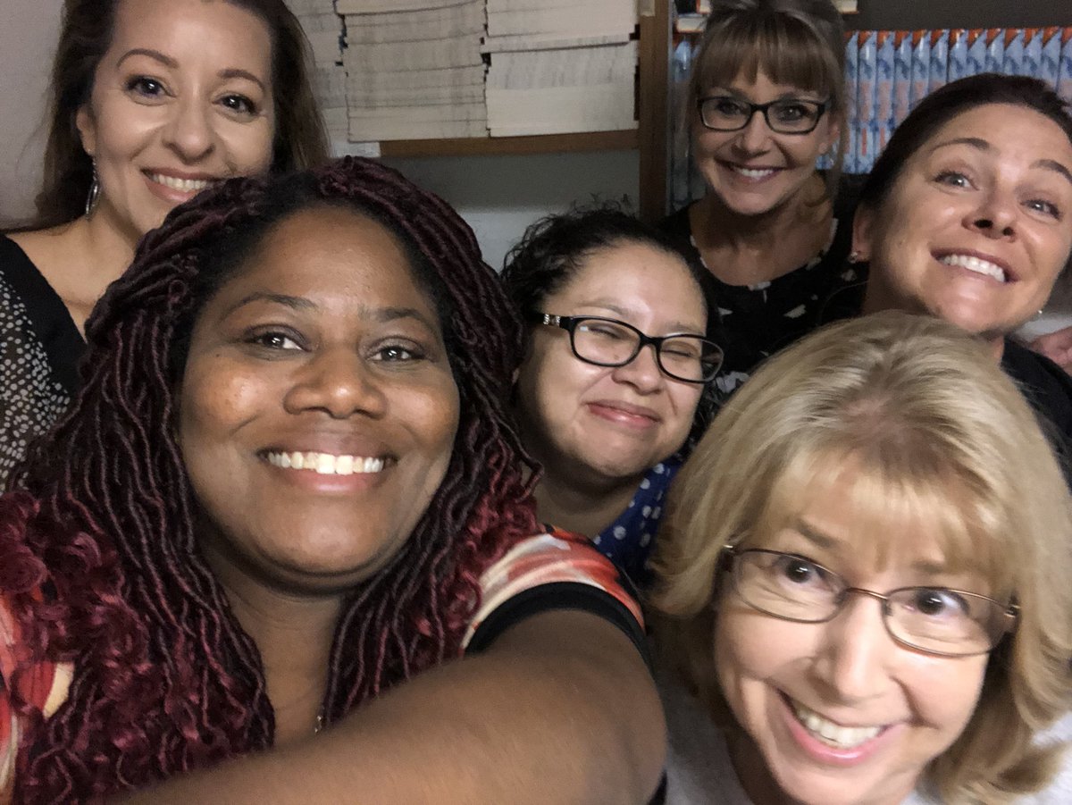 coachingqbana's tweet photo. Old commodities @MapleMtnLions #wonderwomen https://t.co/6XXfYP1jy8