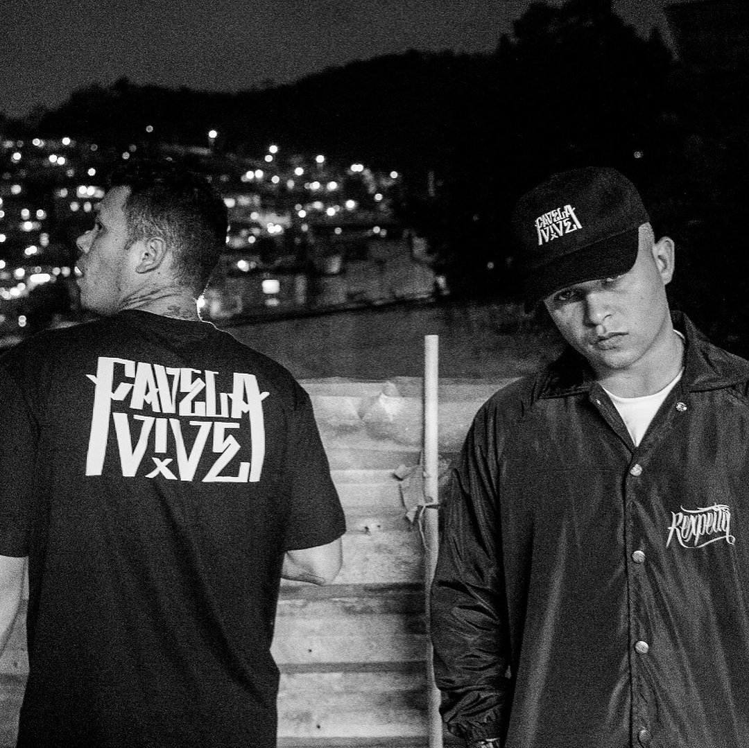 naoflagrou's tweet photo. Em menos de meia hora tem o lançamento de Favela Vive 3! ADL traz nessa track o @djongadorge, @ChoiceJMC e Menor do Chapa! Só peeeeeeso! 🔥🔥🔥 https://t.co/iNEy3bmxYR