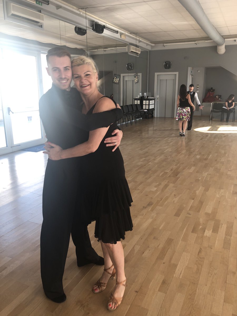 ArthurMurrayVR's tweet photo. #dance #arthurmurraylifestyle https://t.co/mo6stmzdEW