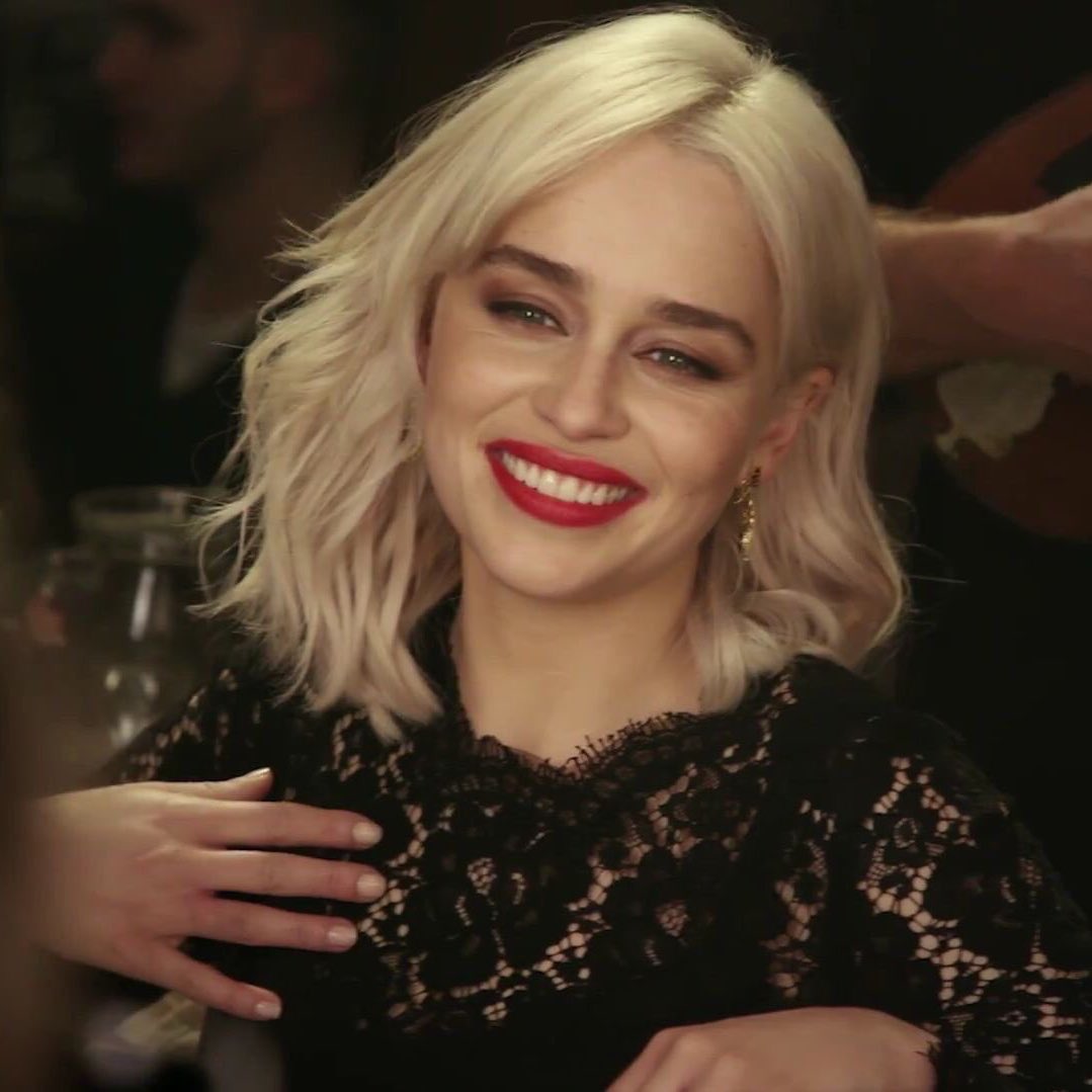 daenerysloki's tweet photo. emilia clarke lemme talk to you https://t.co/DrJsqKEyIt