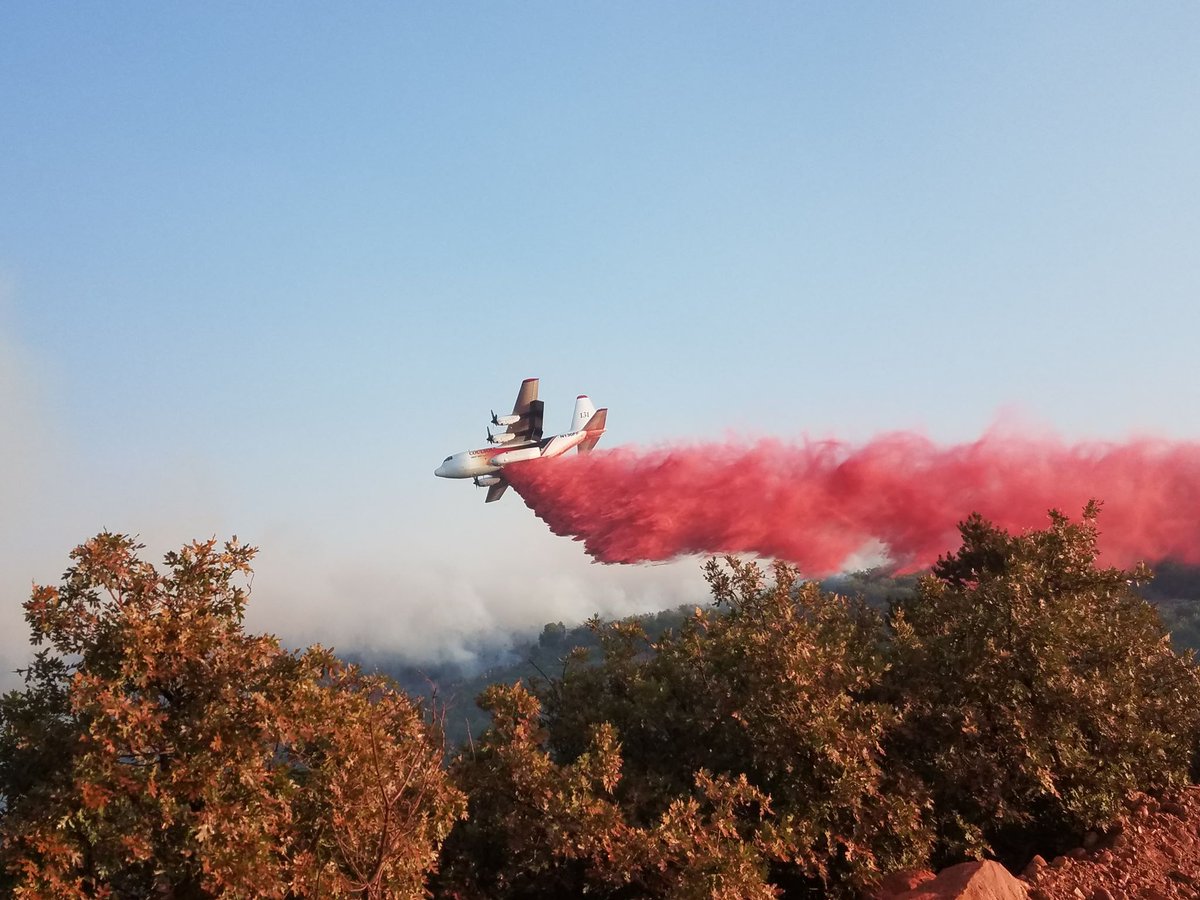 As the #CoalHollowFire increases fire officials and local authorities have updated the fire evacuation map to more accurately reflect current and planned evacuations. #HillTopFire