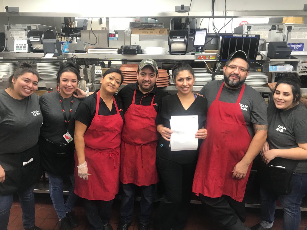 vero_gee147's tweet photo. Super proud of our team! They did an amazing job with โฆ@Steritechโฉ! All thanks to their #bestpractices we scored a 91! Thanks so much for all you do! โฆ@Chilisโฉ โฆ@mikponce82โฉ โฆ@LarryV71โฉ โฆโฆ@ChilisJobsโฉ #bestteam #chilislove #bestscoreyet https://t.co/xsBx9Wjq8v