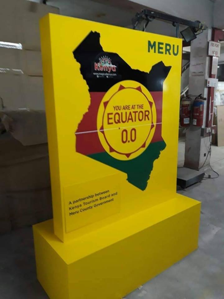 y laikipia equator line has not change and they are in the same altitude? meru equator line has changed by one kilometer!! #governor/corrupt sign/corrupt mind total to corruption #dpp #get into this!!!!!!
