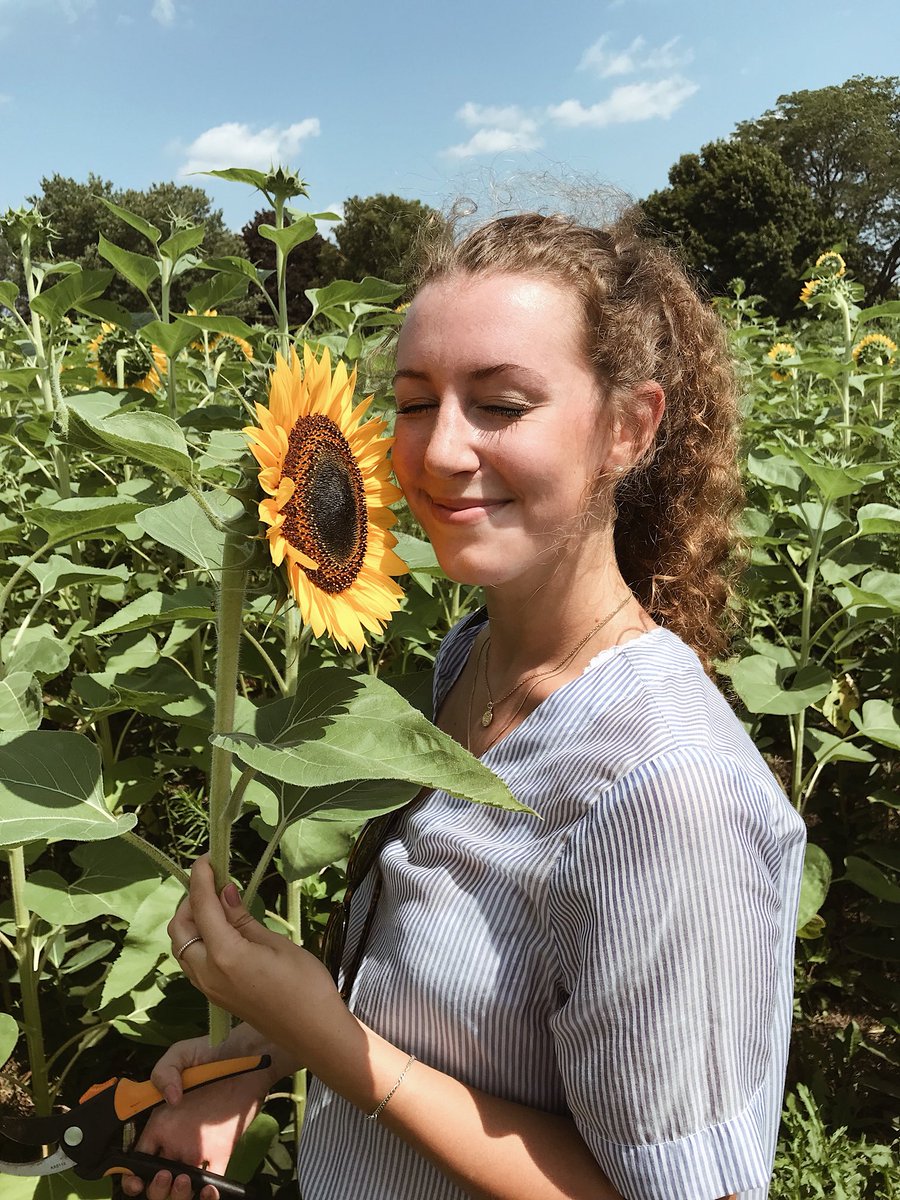 laurenwald99's tweet photo. BEST DAY EVER⭐️☀️🌼 https://t.co/qycJfaq60I