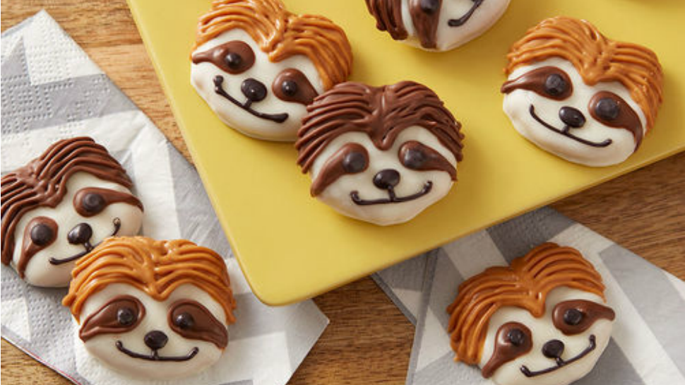 nerdist's tweet photo. 12 sloth-inspired sweets for a lazy afternoon of snacking https://t.co/ZyV7w7P8CX https://t.co/k6nRiAx3jU