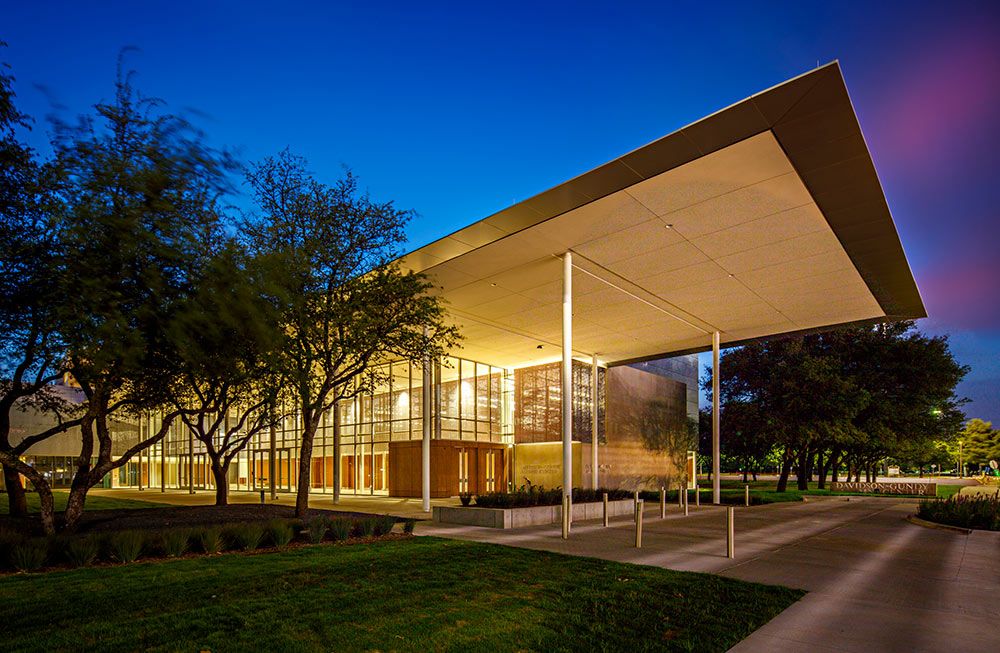 GreenBuildNews's tweet image. Davidson-Gundy #Alumni #Center Earns #LEED #Gold #Certification - News Center - The University of Texas at Dallas buff.ly/2vDc6Gb #davidsongundy #universityoftexas #dallas #sustainable #constructon
