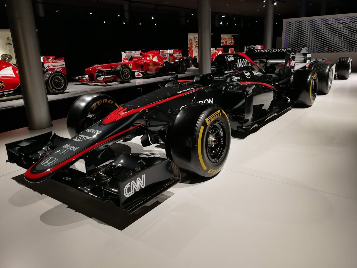 dfloresma's tweet photo. Largo viaje desde Cáceres hasta @CircuitoMuseoFA para repasar la historia de @alo_oficial. Simplemente espectacular. https://t.co/05ayEj1GvC