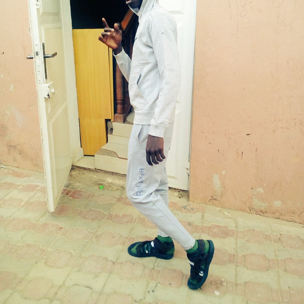 _asu_ne tweet picture