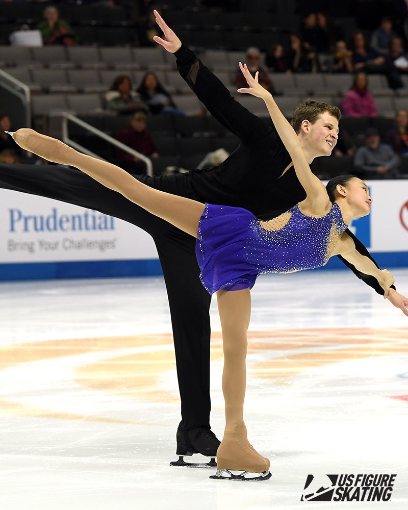 GP - Grand Prix of Figure Skating 2018-2019 (общая) - Страница 3 DkLCg5mVAAAvv7o