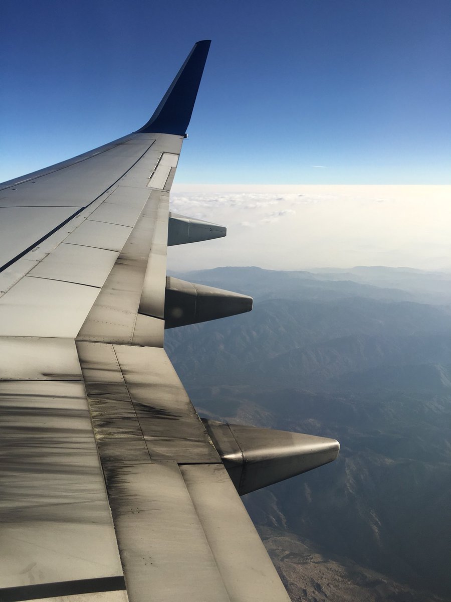 themckennabray's tweet photo. Hopped off the plane at LAX with a dream and a cardigan. #mileyforever #partyintheUSA #santabarbarabound https://t.co/ywjsR479Z6