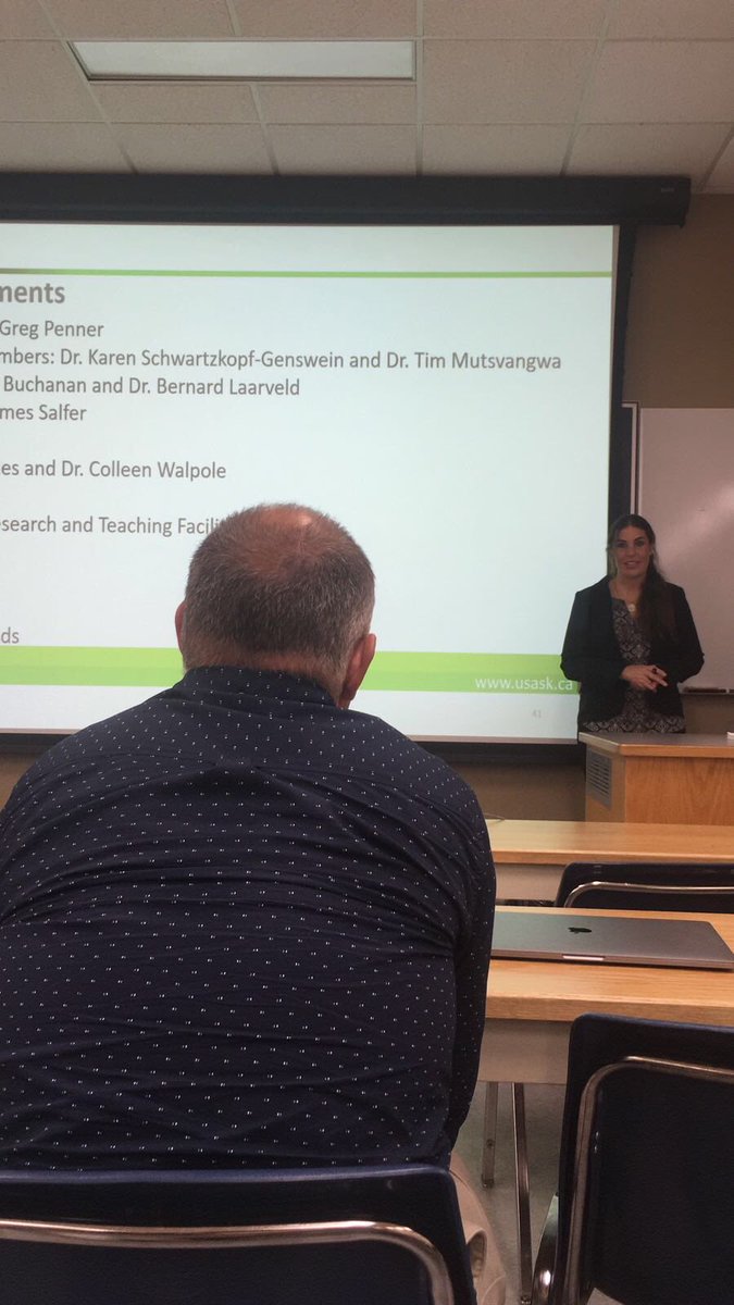 Great day yesterday. 2 students defended their MSc thesis. We don’t need to feed large quantities of pellet in automated milking systems.