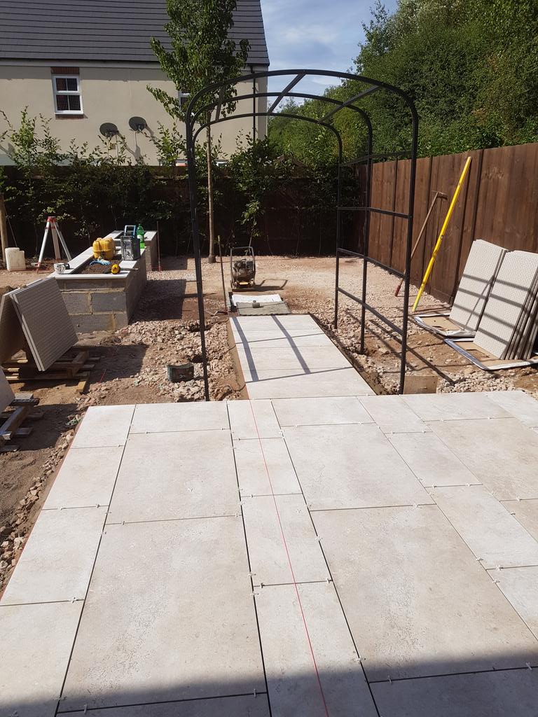 juniperlandsca1's tweet photo. Vitrified porcelain patio going down today. Really looking forward to seeing this take shape. #landscaping #garden #Bristol
@MarshallsReg https://t.co/2cKn2IrCgk