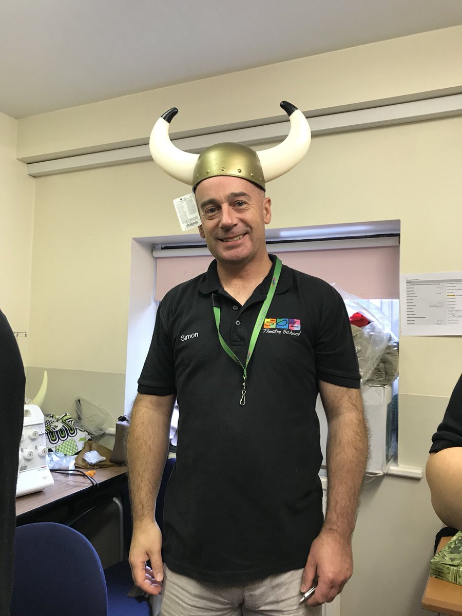 LtheatreSo's tweet photo. What has been going on today?? #SOL2018 #spamalot https://t.co/qjNrsHc69n