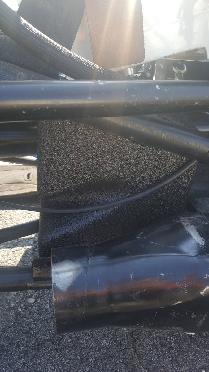garytaylorGT's tweet photo. Quick and easy install on my new @Gisafety blocks! https://t.co/eHaGElroOk