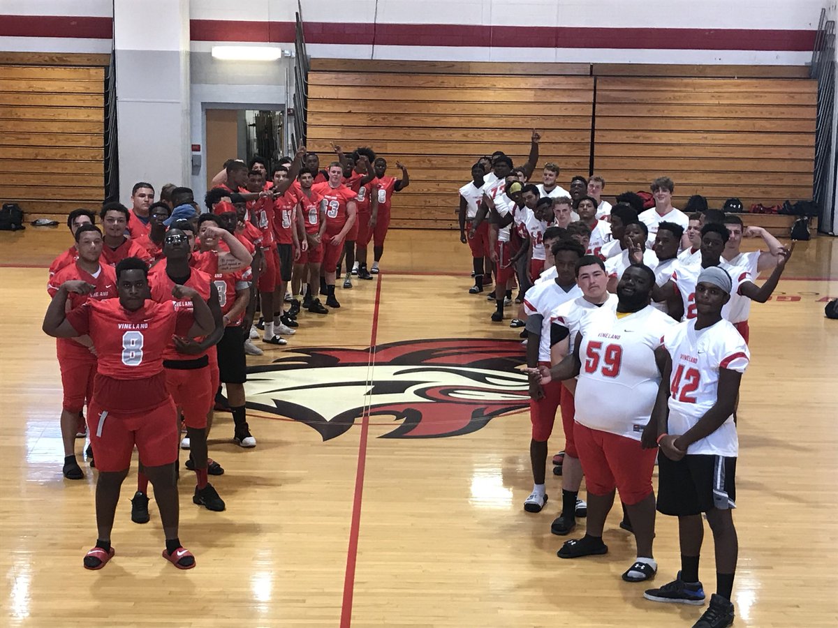 VinelandFB's tweet photo. Red &amp; Gray Gridiron Intra-Squad  Scrimmage tomorrow at Gittone!  Kickoff is scheduled for 6:00! 
GO VINELAND! 
RISE AS ONE! https://t.co/AvnWGOrNj6