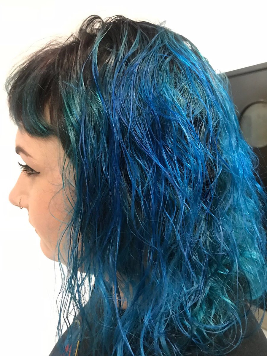 EssOrpington's tweet photo. Before and after in the salon today swipe through to see after pictures from lavender lilac 💜 to peacock blue  💙 #essensuals #toniandguy #orpington #colourchallenge #lilachair #bluehair x https://t.co/nc7ltUandz