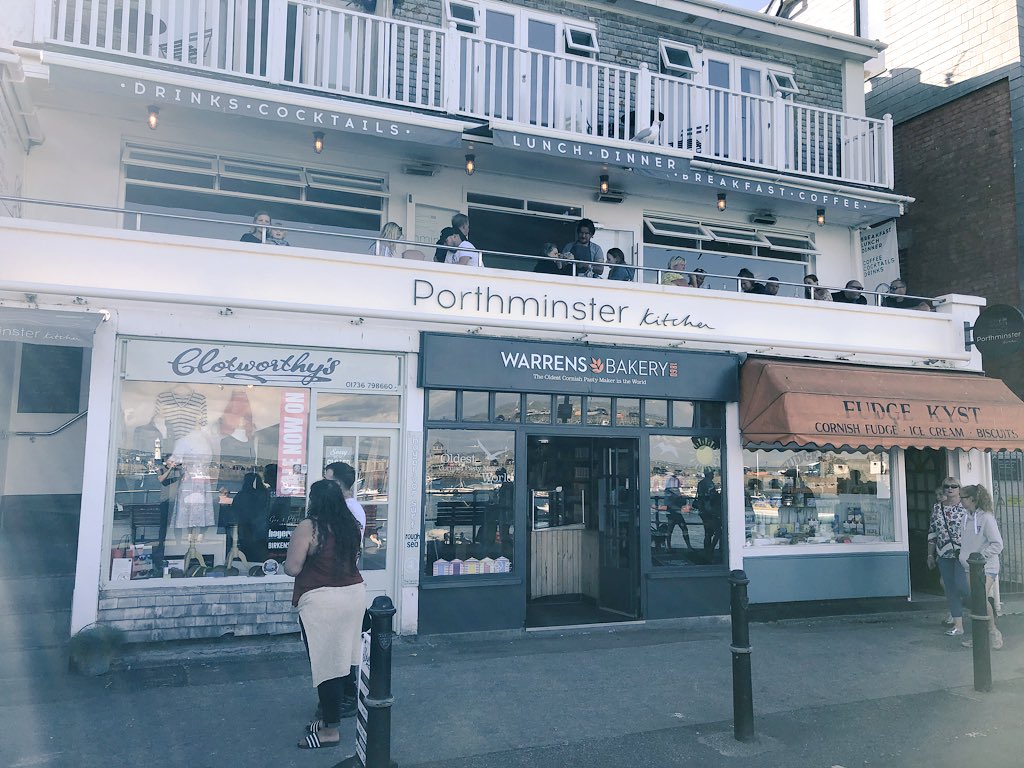 JeremysFoodTour's tweet photo. Dinner with stunning views at Porthminster Kitchen, St Ives, Cornwall! @PKitchenStIves #PorthminsterKitchen #StIves #Cornwall #Foodie #JeremysFoodTour https://t.co/TkJXgAtAJu