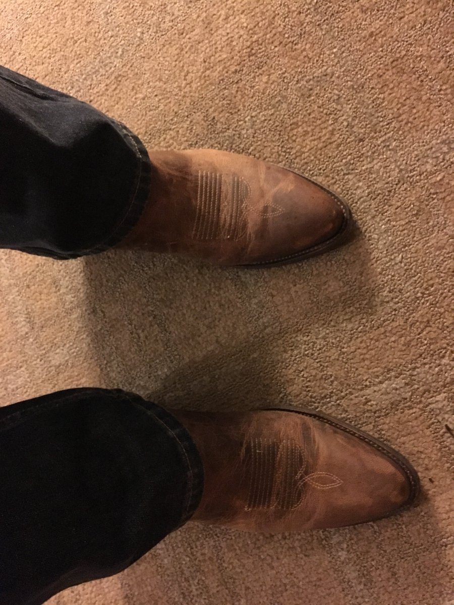 AbsenceSoft's tweet photo. And #DMEC2018 is a wrap! We wore our boots and now it's time to say goodbye! Have a safe trip home, everyone. https://t.co/YAHfzhEkMn