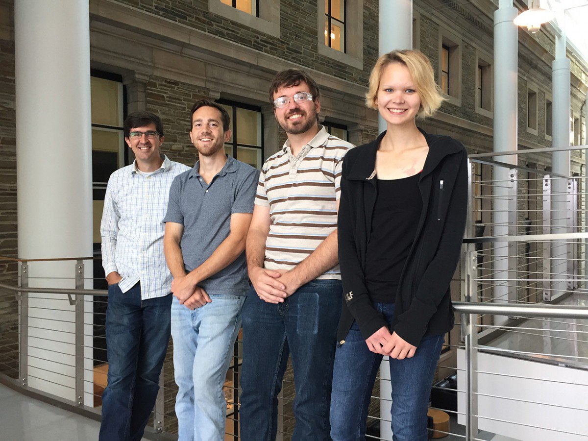 CornellNews's tweet photo. On-demand #polymers may yield designer materials @brett_fors @CornellChem @CornellCAS @CornellGrad @NSF @SloanFoundation https://t.co/BULOGbESZ9 https://t.co/xZfIi5cc4U