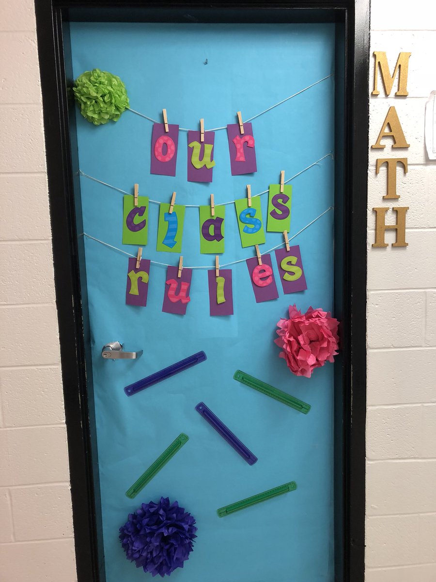 AnnaWShepherd's tweet photo. Adams Middle School 2018! These BLACKCATS are reaching for the stars!! They are GEARED Up for a fantastic school year!!! #fcsinspire #welcomemrsderossett #oneschool #onestaff #onereason #studentsuccess https://t.co/iMhATBIozn