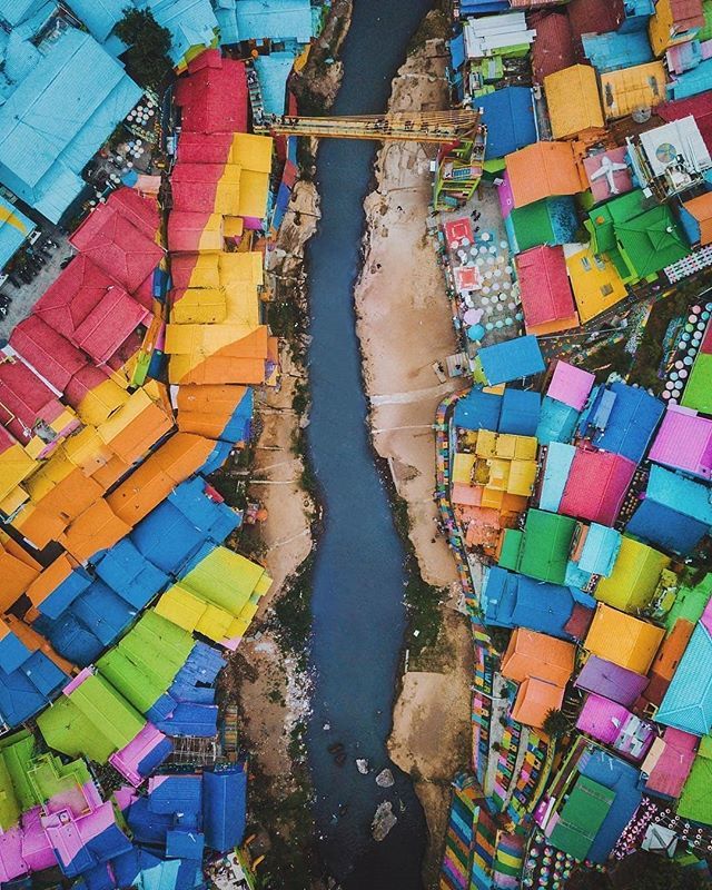Drone Multimedia (@dronemm) on Twitter photo The rainbow village of Jodipan. Just last year this place was on the verge of eviction. Fortunately for the residents, a group of local students partnered up with a paint company and came to the rescue. Pretty cool, huh? 🌈 📷:<a href="/jordhammond/">Jord Hammond</a>
.
.
.
.
.
#d… ift.tt/2vyGZLJ The rainbow village of Jodipan. Just last year this place was on the verge of eviction. Fortunately for the residents, a group of local students partnered up with a paint company and came to the rescue. Pretty cool, huh? 🌈 📷:<a href="/jordhammond/">Jord Hammond</a>
.
.
.
.
.
#d… ift.tt/2vyGZLJ