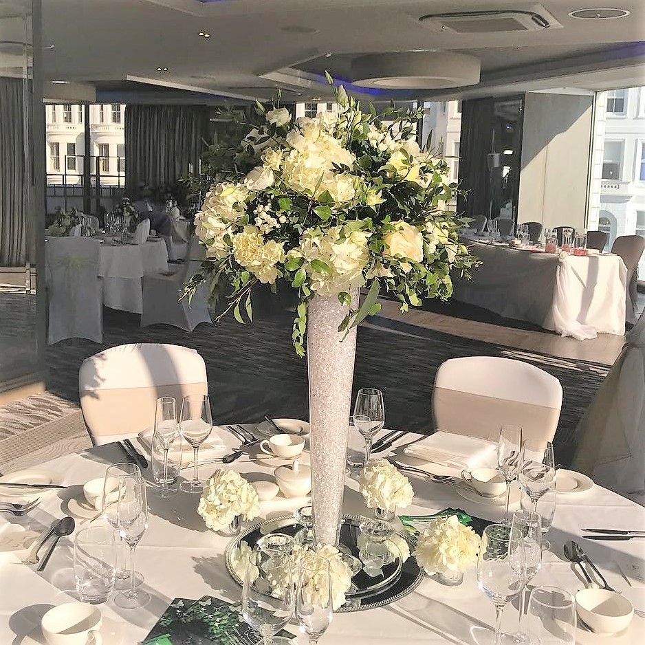 1stopweddinghub's tweet photo. Just one month to go until the next @TheViewHotel_ #WeddingFair on Sunday 9th Sep 2018! Free entry, come &amp; visit this amazing venue &amp; meet a wide selection of quality local wedding businesses. For more details visit our website! ✨👰💍💒🔔 https://t.co/nMT5PlCSkv #SussexWeddings https://t.co/XMMlmYjMQs