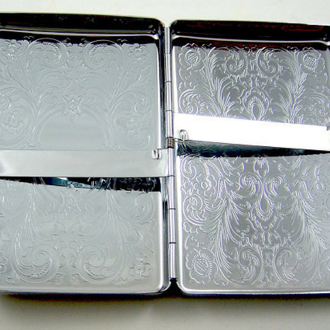 ColorsbyLiza's tweet photo. 🌟  Lion Cigarette Case  ✨ Cigarette Case by @ColorsByLiza
Shop Now: https://t.co/sTibj2GY7d
#ArtNouveau #Vintage #VintageStyle #Antique #Art #VintageFashion #VintageShop #Boho #Nouveau #Bejeweled #Enamel #HandPaint #HandPainted #Unique #Fashion #OneOfAKind #Different #Lifestyle https://t.co/JwpbKuE5KK