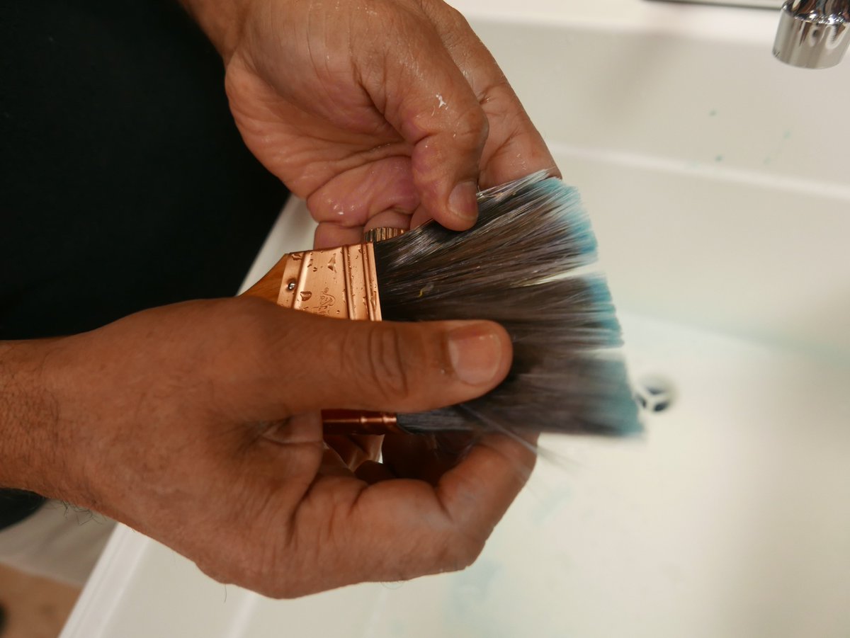 How many of you tackled a painting project this weekend? 

If you did, you might want to watch these great paintbrush cleaning tips from <a href="/maurospainting/">Mauro’s Painting</a>: thisoldhouse.com/how-to/how-to-…

Also, tweet us pictures of your finished projects (or works-in-progress 😉)!